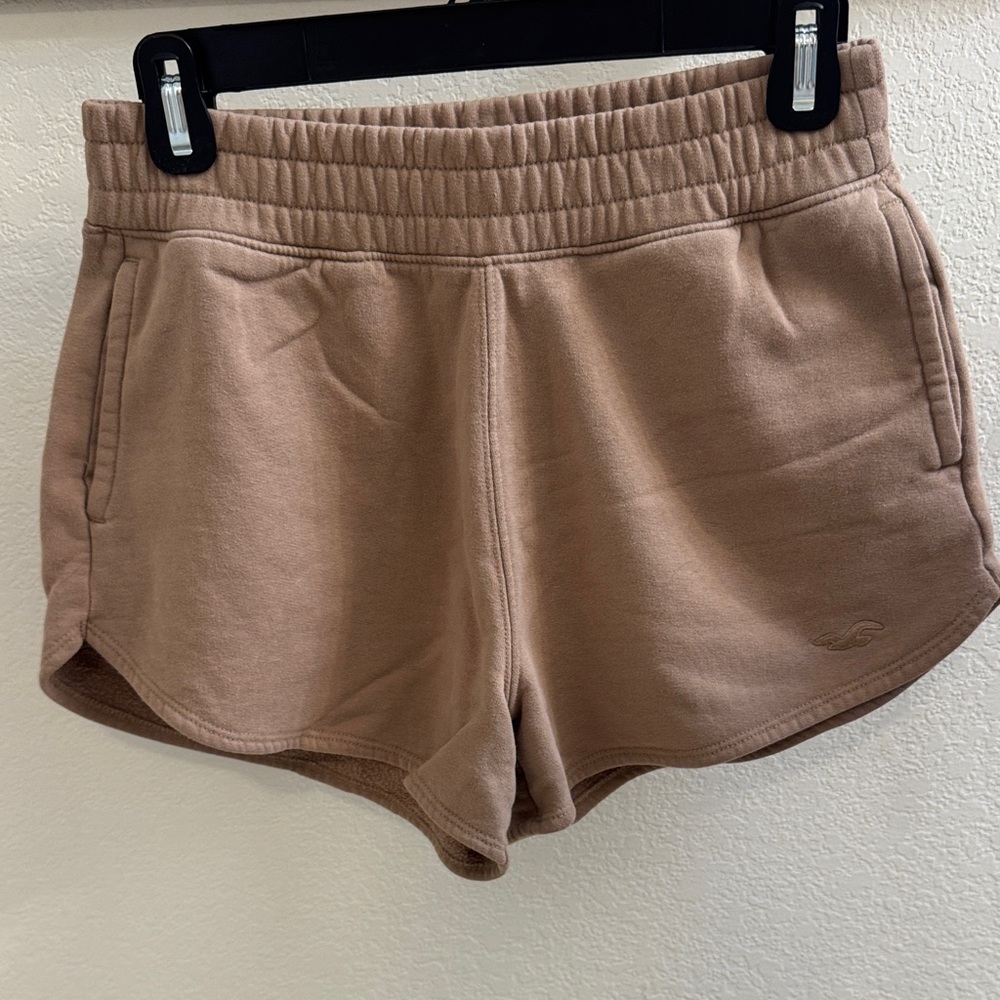 Hollister Women's Brown Athletic Shorts